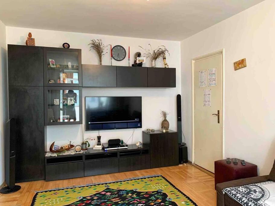 Central Apartment Muncii Area Netflix Bucureşti Eksteriør bilde
